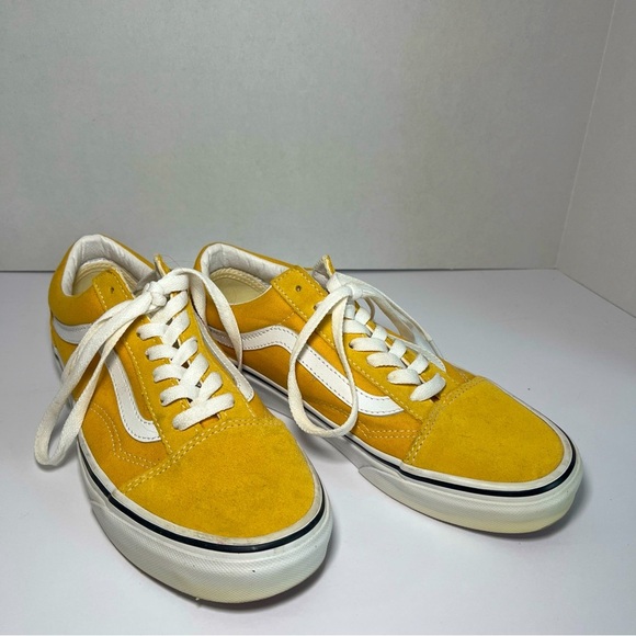 Vans Color Theory Old Skool Skate Sneakers Shoes Golden Glow Men 6/7.5 Women - Picture 1 of 10